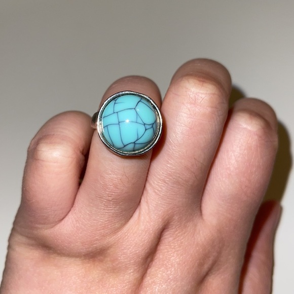 H&M Ring Size 8 Color Blue Silver - Picture 11 of 11